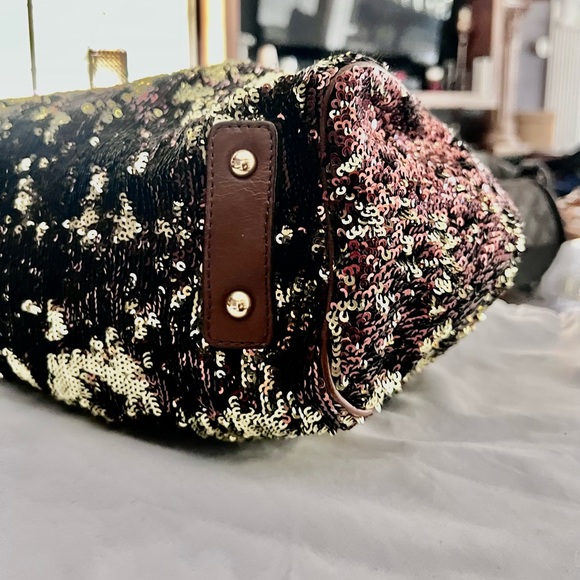 ✅❤️Rare✅Iconic MARC JACOBS
Bronze Sequined New York Rocker Stam Bag✅❤️ - Picture 7 of 15